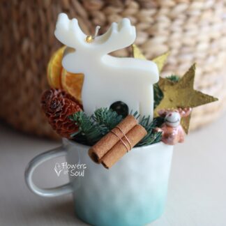 Aranjament pentru Crăciun - cană și lumânare din ceară de soia turnată manual