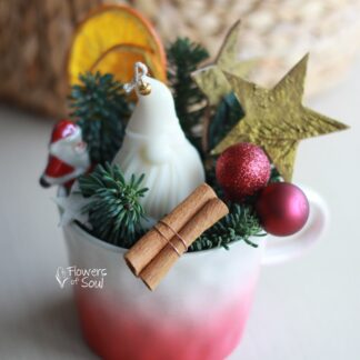 Aranjament pentru Crăciun - cană și lumânare din ceară de soia turnată manual