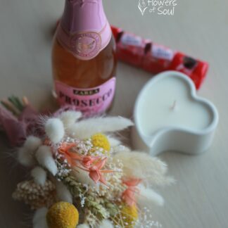 Prosecco, buchet, lumânare și boboane de ciocolată - Heart