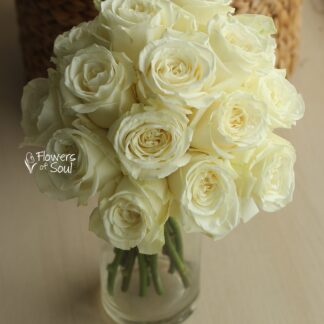 Buchet cu trandafiri albi Playa Blanca