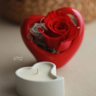 Inimă din ceramică cu trandafir roșu și lumânare din ceară de soia - Heart