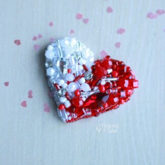 Broșă realizată manual - Inimă II