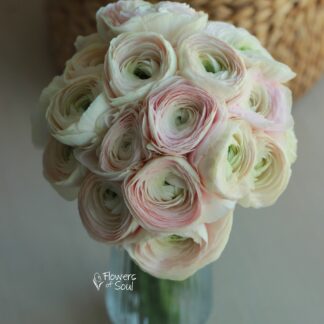 Buchet cu ranunculus Hanoi